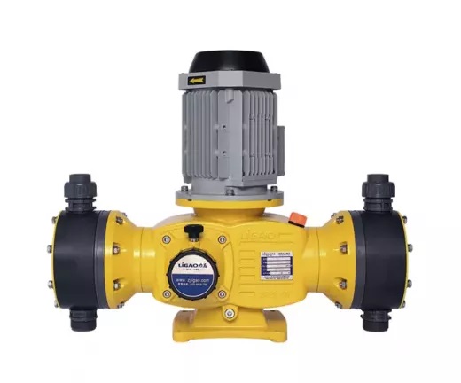 Насос дозировочный механический мембранный LIGAO GB-S 1360-7 (PVC)